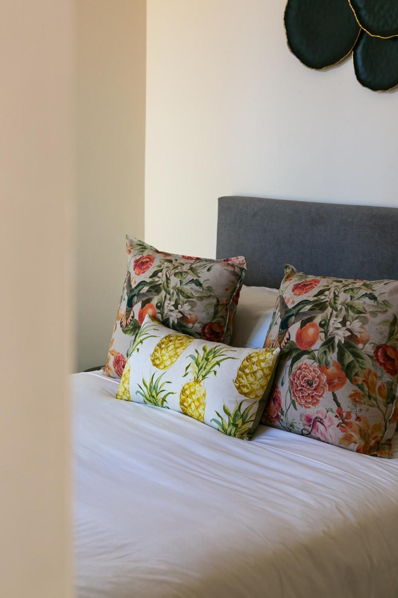 Apartamento The Palm Flats Sunlit Serenity 300m From Sea