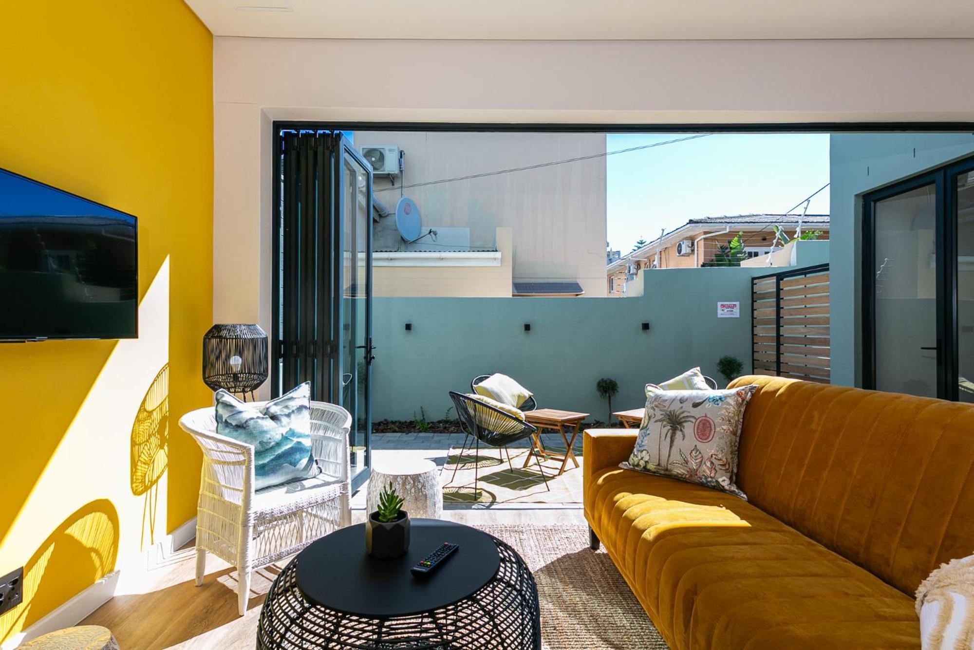 The Palm Flats Sunlit Serenity 300m From Sea Apartamento Cidade Do Cabo